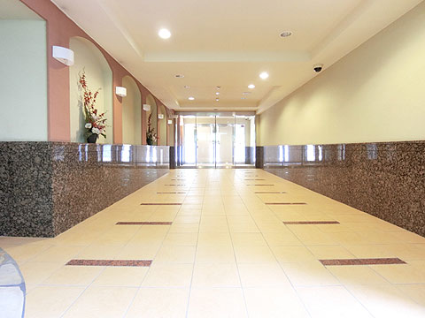 エントランス　エントランスホール