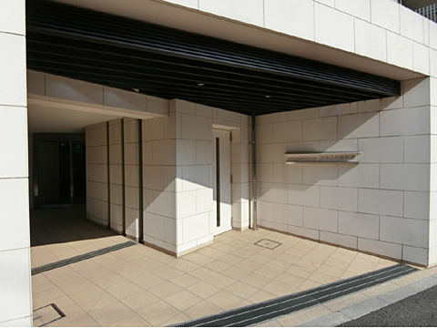 エントランス :正面エントランス