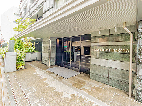 エントランス エントランス