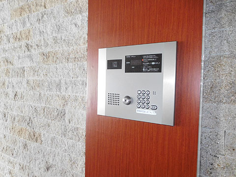 その他共用部　≪オートロック≫　カメラ付きオートロックシステ