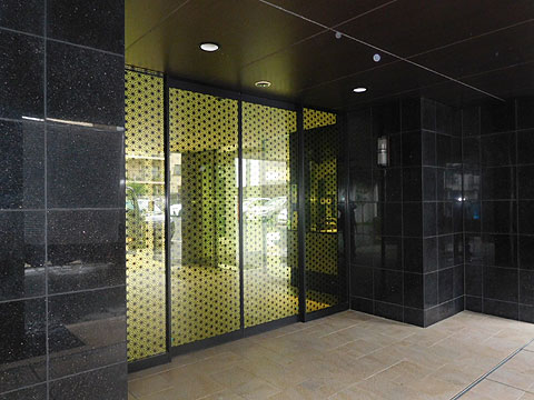 エントランス　エントランス外観