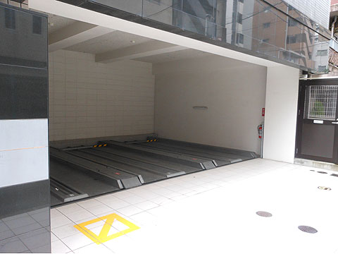 その他共用部　敷地内駐車場