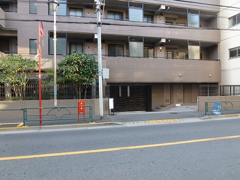 その他共用部 エントランス2