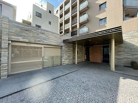 エントランス　エントランス外観