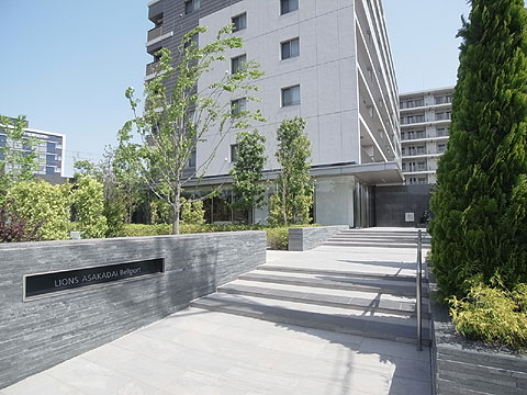 エントランス　エントランスアプローチ