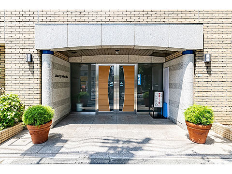 エントランス　5B7A3730