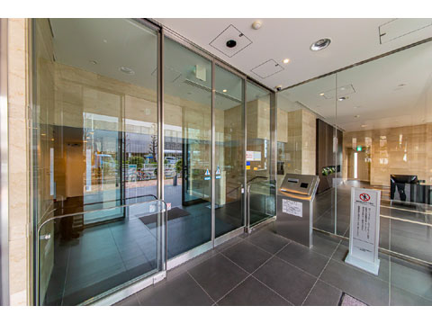 エントランス (共用部)風除室