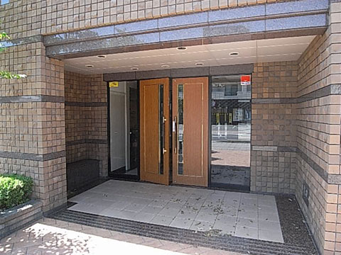 現地外観写真 共用玄関