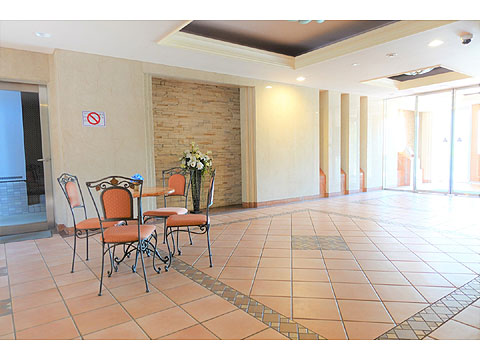 エントランス　エントランスホール