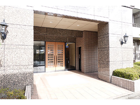 現地外観写真 マンション入口