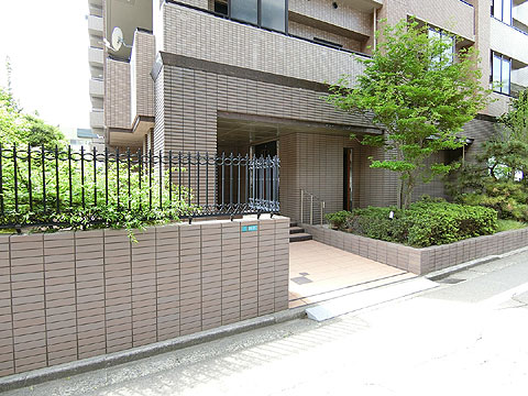 現地外観写真 エントランス入口