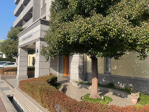 その他共用部 エントランス前