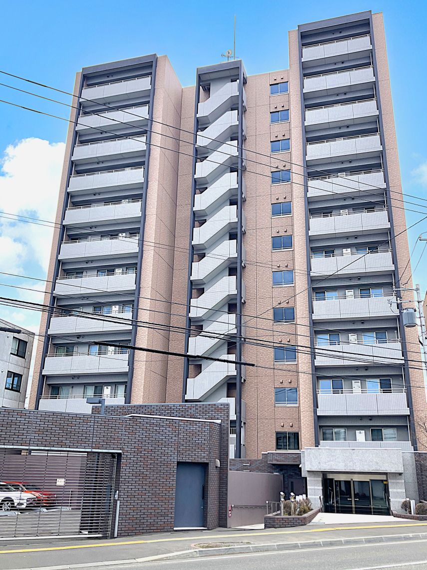 ブランズ宮の森現地外観写真