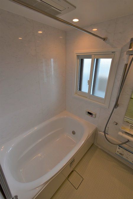 リブウェル福住浴室