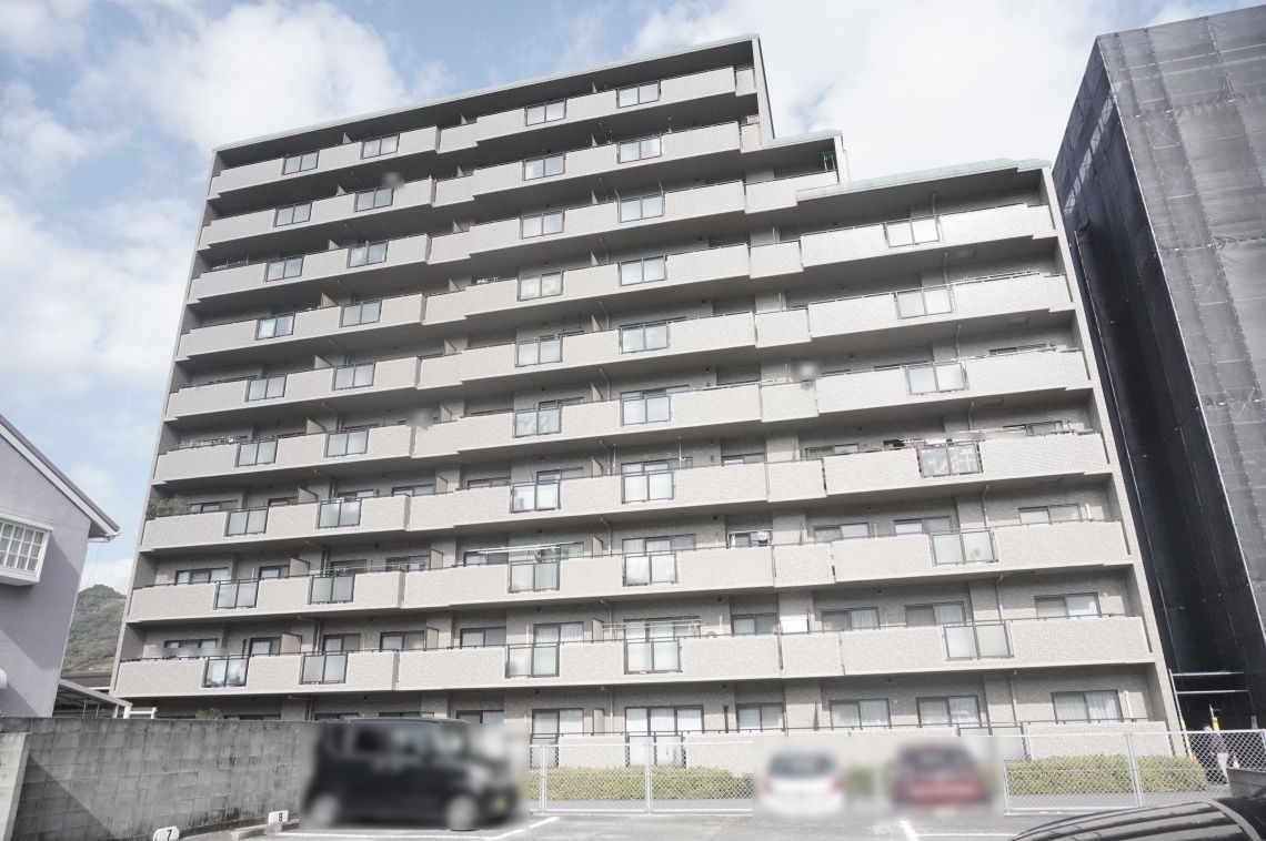 サーパス文化の森二番館現地外観写真