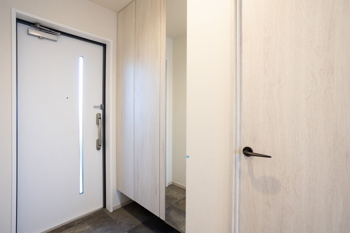 サーパス福富公園玄関