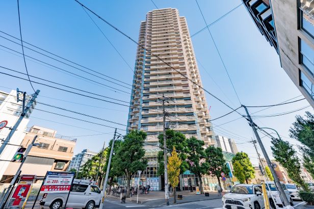 川口パークタワー現地外観写真