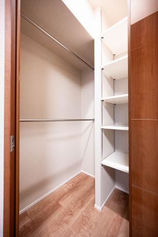 ブランズ明石町収納