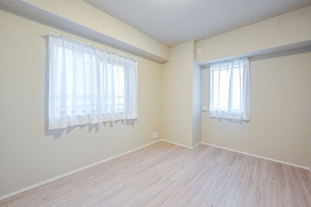 クリオ神奈川新町弐番館居室