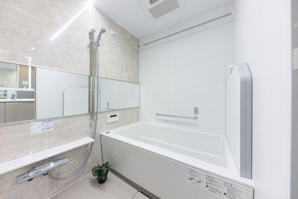 パークホームズ調布スクエアガーデン浴室