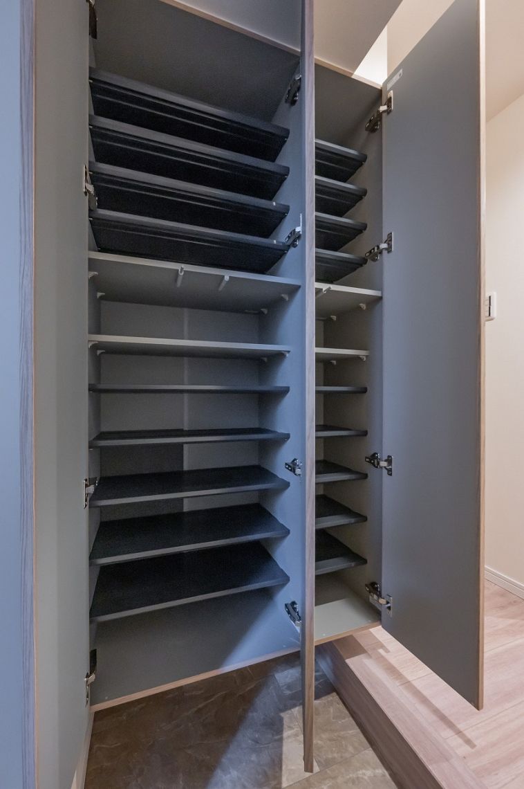 ライオンズシティ西新宿収納