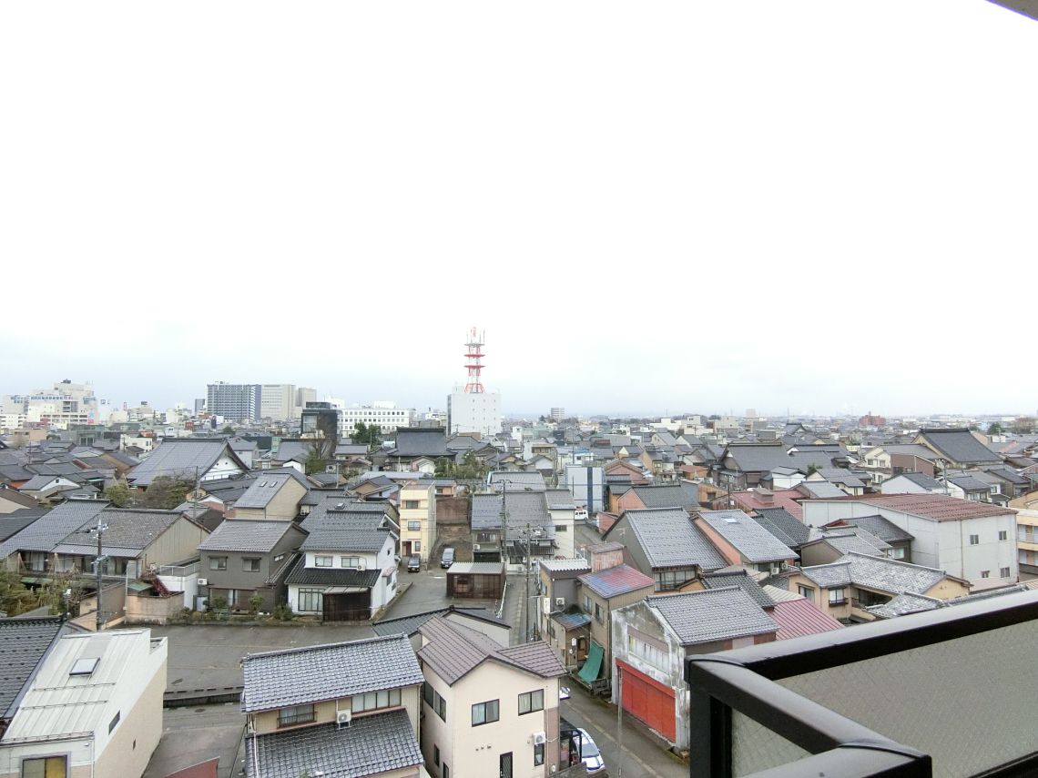 ライオンズマンション高岡中島町バルコニー