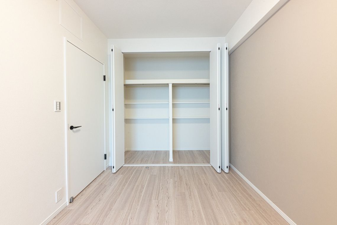 エフユニバース居室