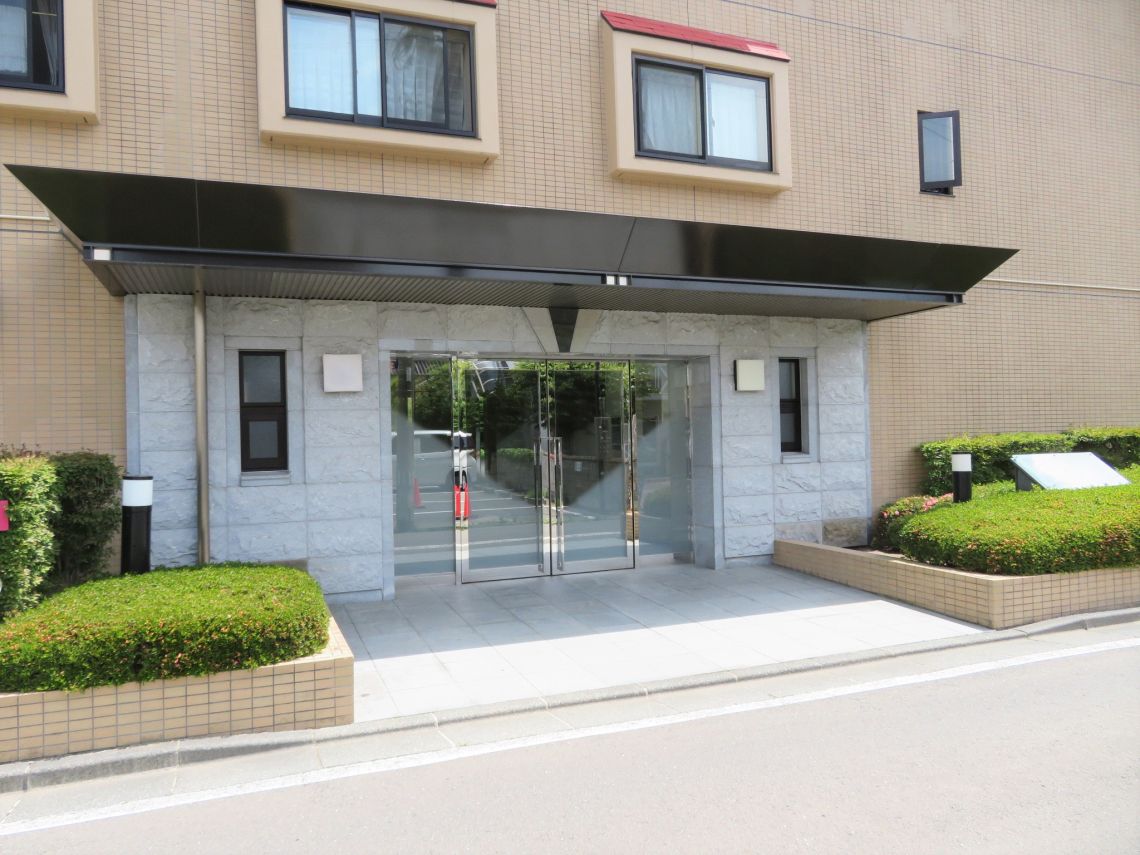 キャピタルプラザ上の橋現地外観写真