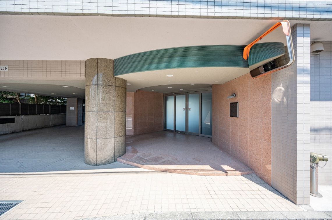 東急ドエル・アルス横浜小机エントランス