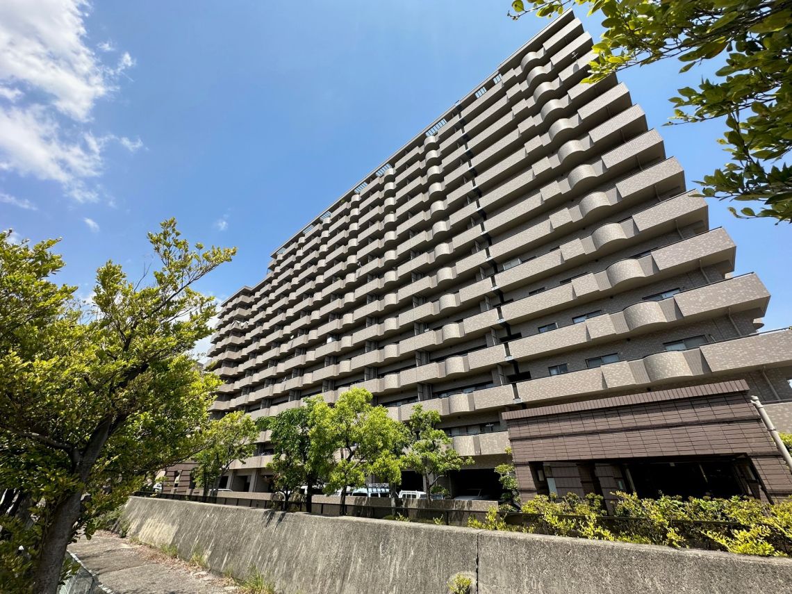 サーパス南千田橋現地外観写真