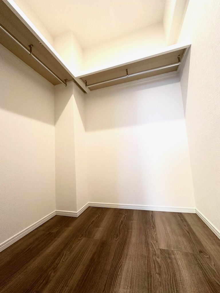 ポレスター鶴見坦収納