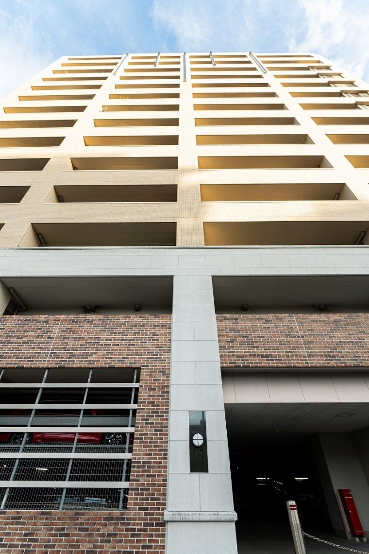 ローレルコート三条堀川現地外観写真