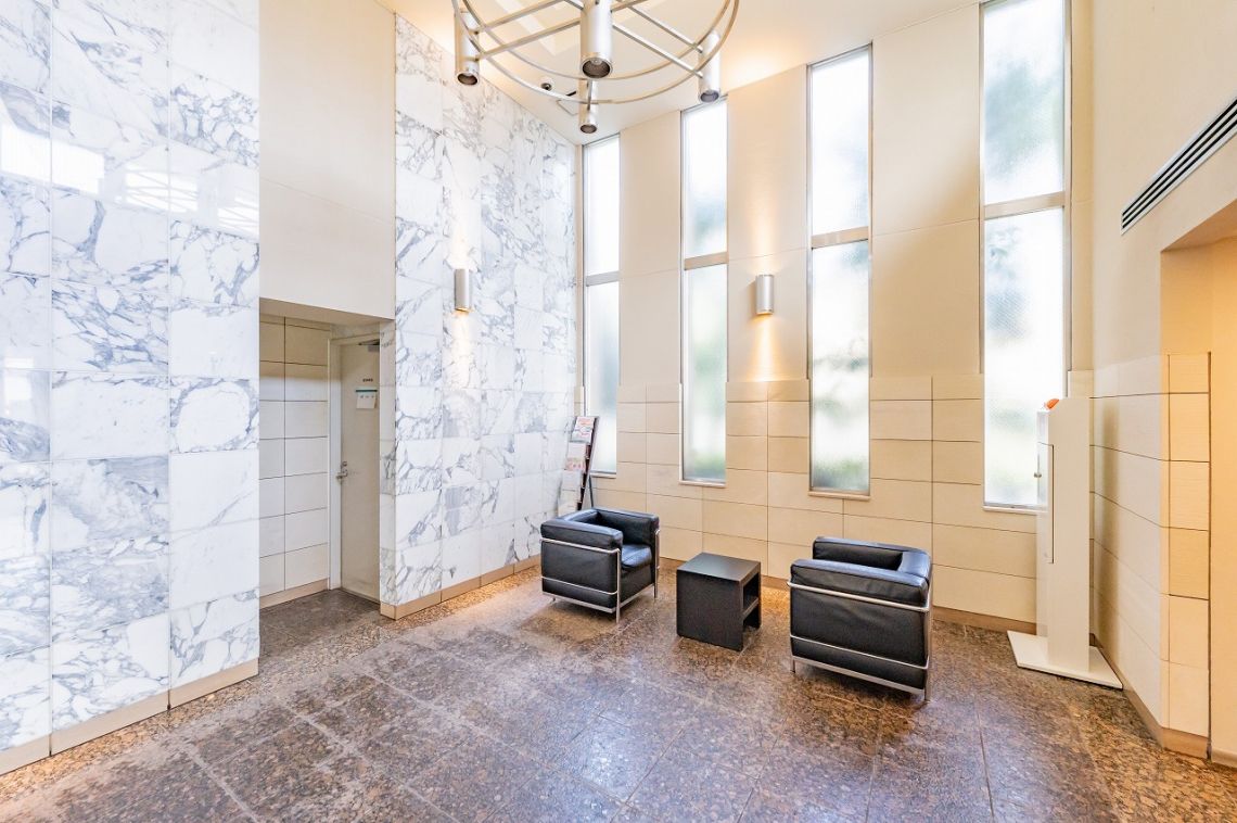 Ｔｈｅ　ＮＯＢＵＴＯ　ＨＩＬＬＳ　ＦＯＲＥＳＴ　ＣＯＵＲＴエントランス