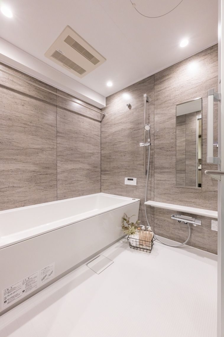 ライオンズマンション弦巻グランフォート浴室