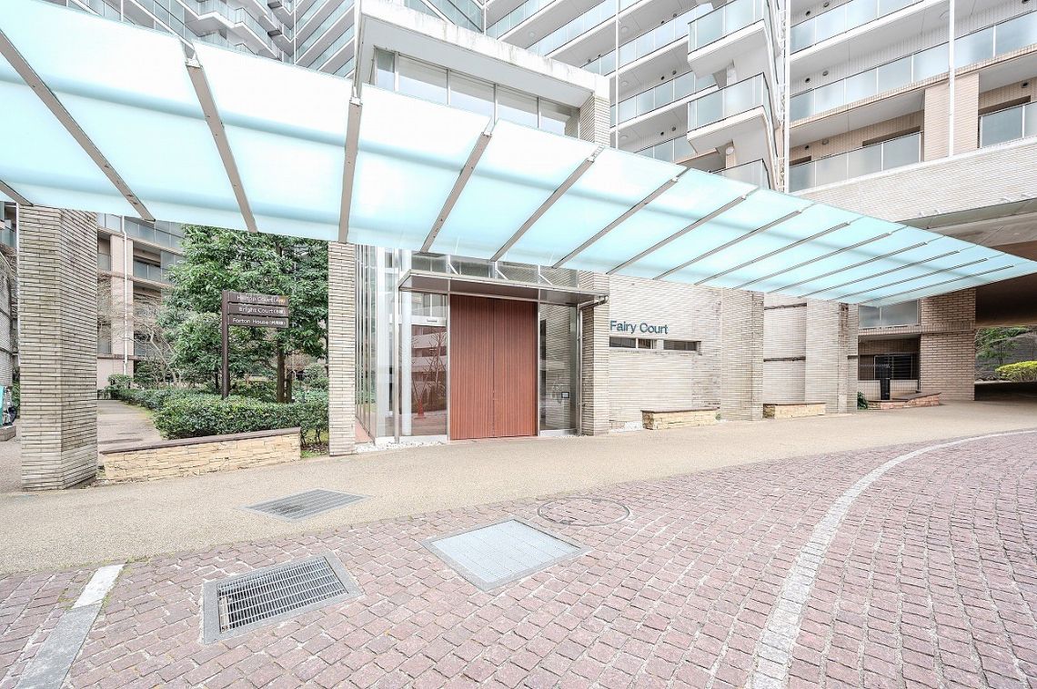 フォートンヒルズＣ棟エントランス