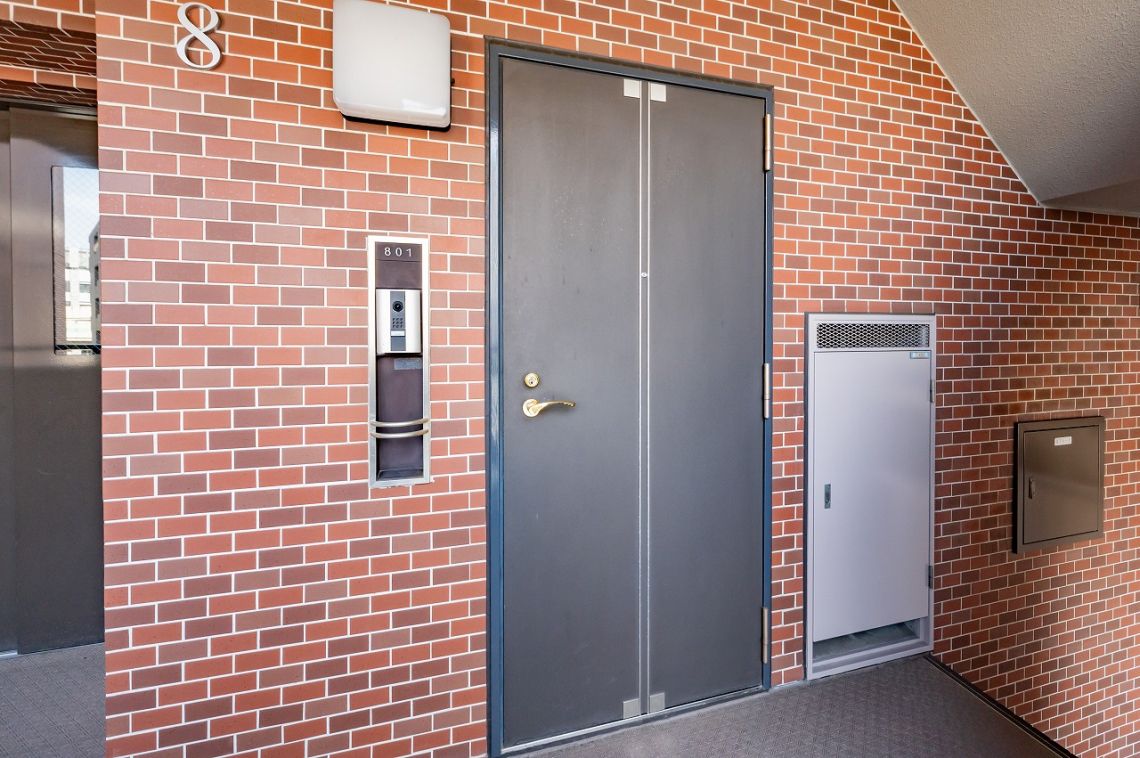 デ・リード日本橋箱崎玄関