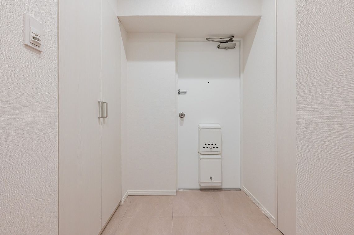 ライオンズマンション神楽坂第３玄関