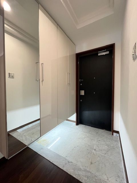ランドシティ鴨池グランノービレ玄関