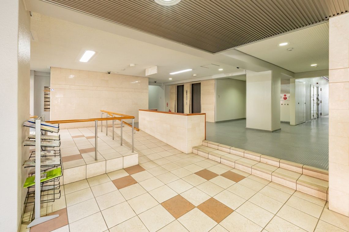 日商岩井日本橋浜町マンシヨンエントランス
