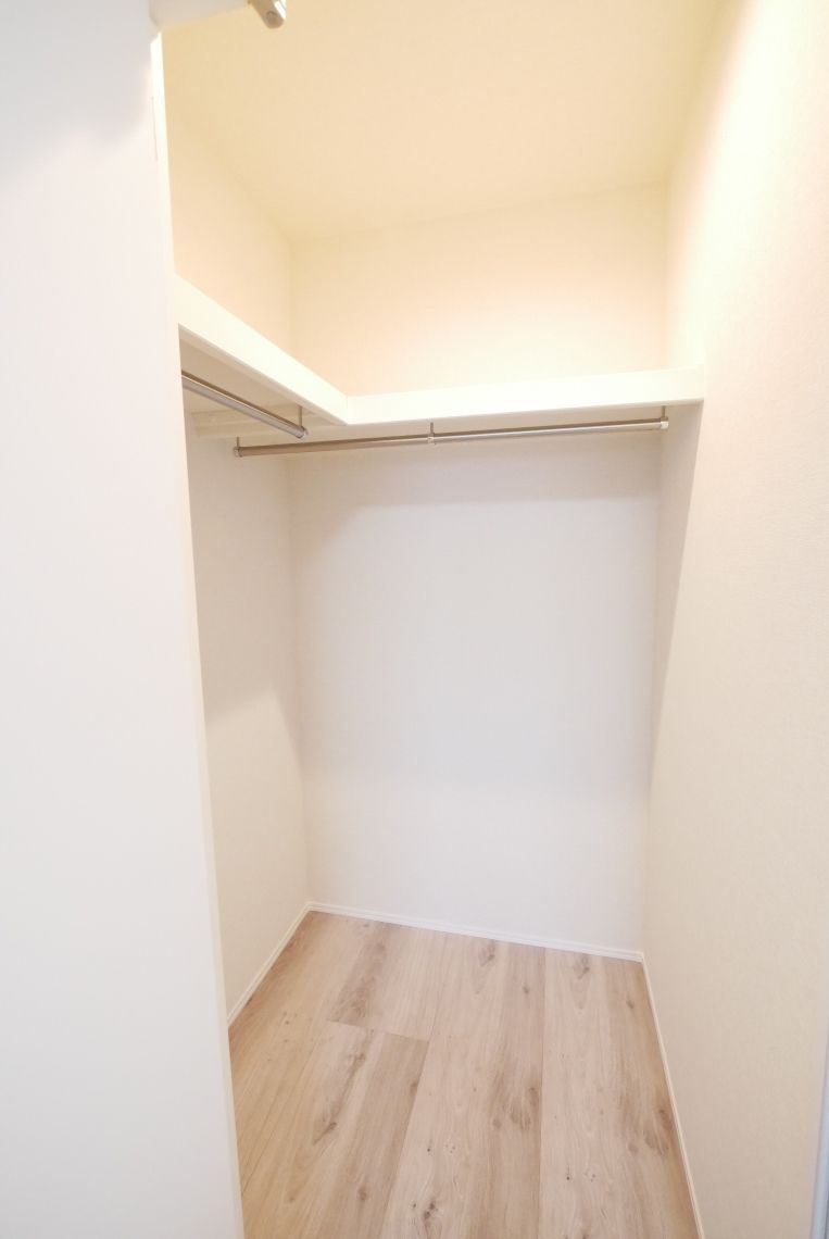 グランピアマンショングーテンハイツ空港南２収納