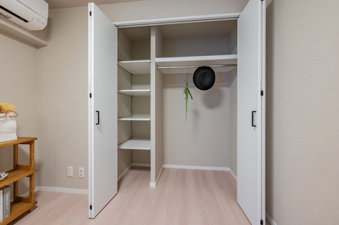 ライオンズマンション市川行徳収納