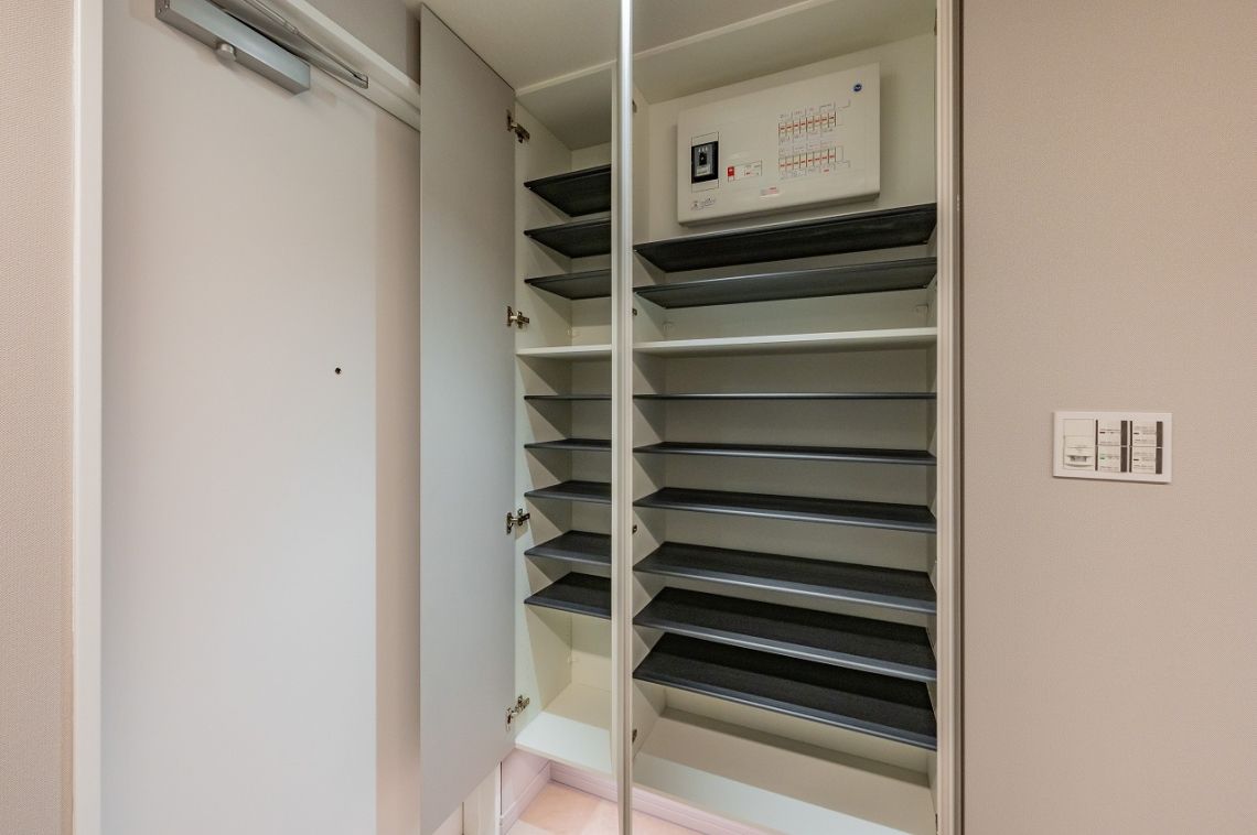 西麻布フォレストプラザ収納