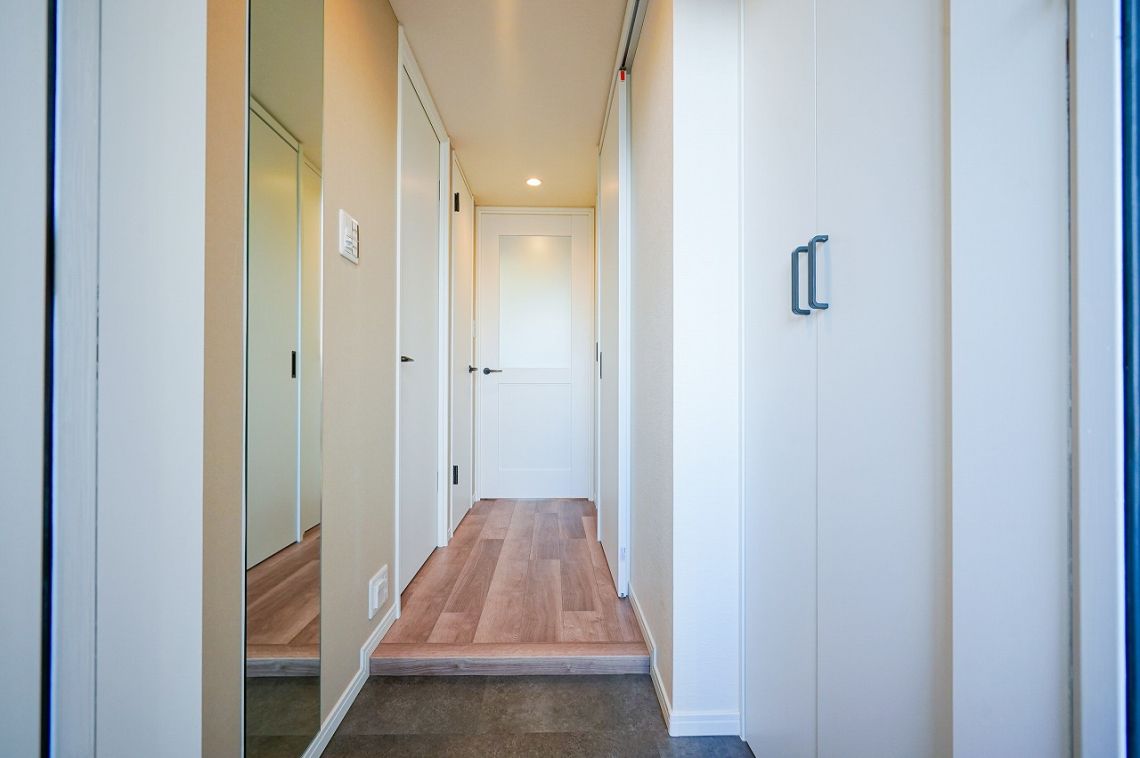 ヴェスト・ノーヴァ西院玄関