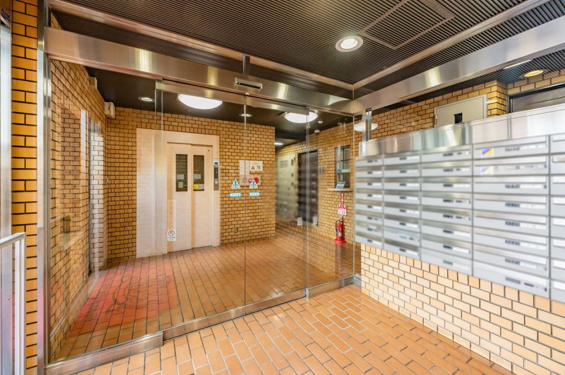 ライオンズマンション文京第２エントランス