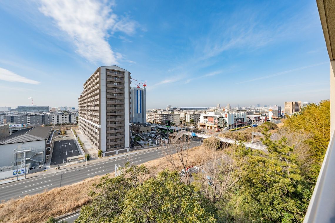 Ｔｈｅ　ＮＯＢＵＴＯ　ＨＩＬＬＳ　ＦＯＲＥＳＴ　ＣＯＵＲＴバルコニー