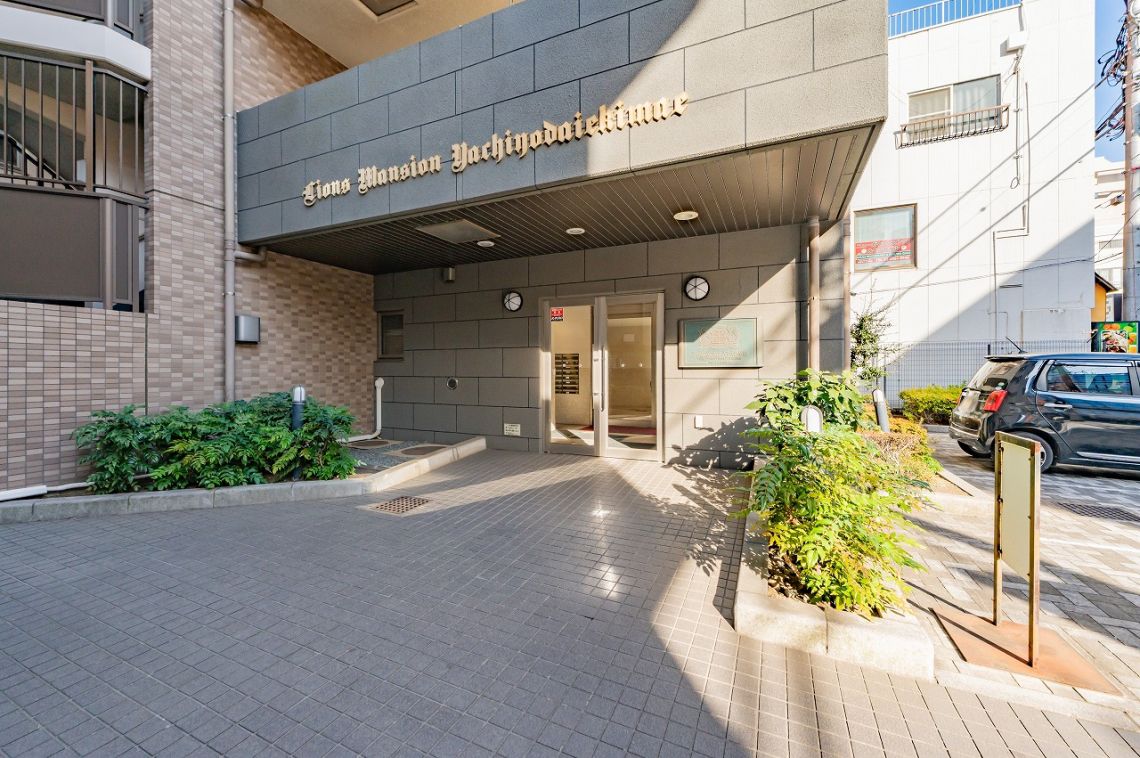 ライオンズマンション八千代台駅前エントランス