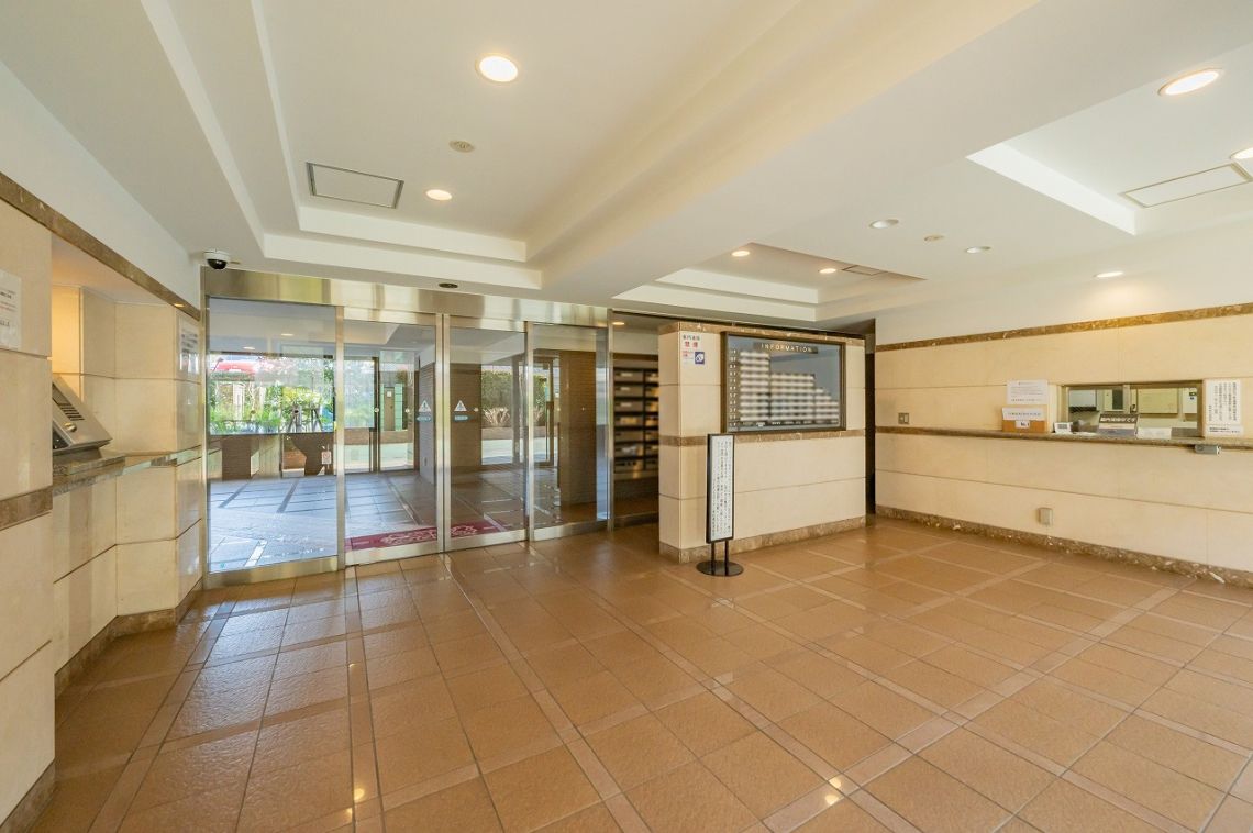 ライオンズガーデン東船橋エントランス