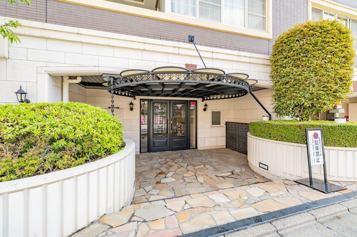 ジェイパーク目黒２リバーサイドステージエントランス