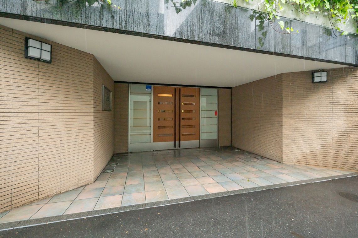 ライオンズヒルズ参宮橋エントランス