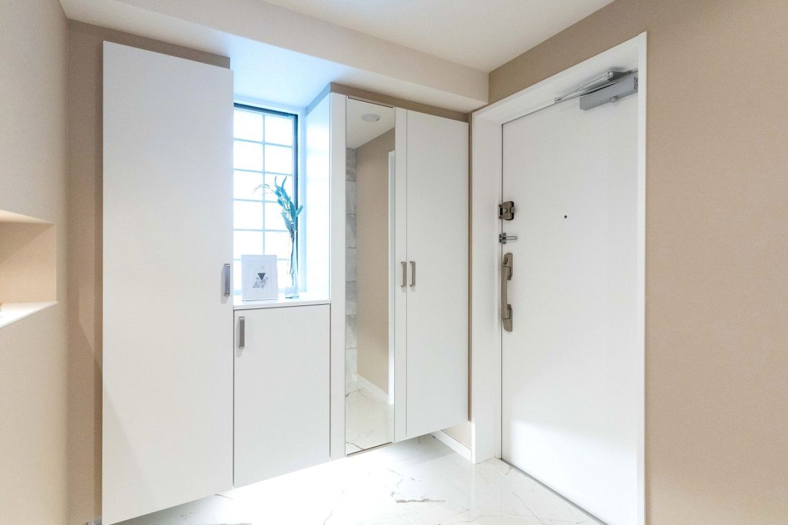 グランクール河原町二条玄関